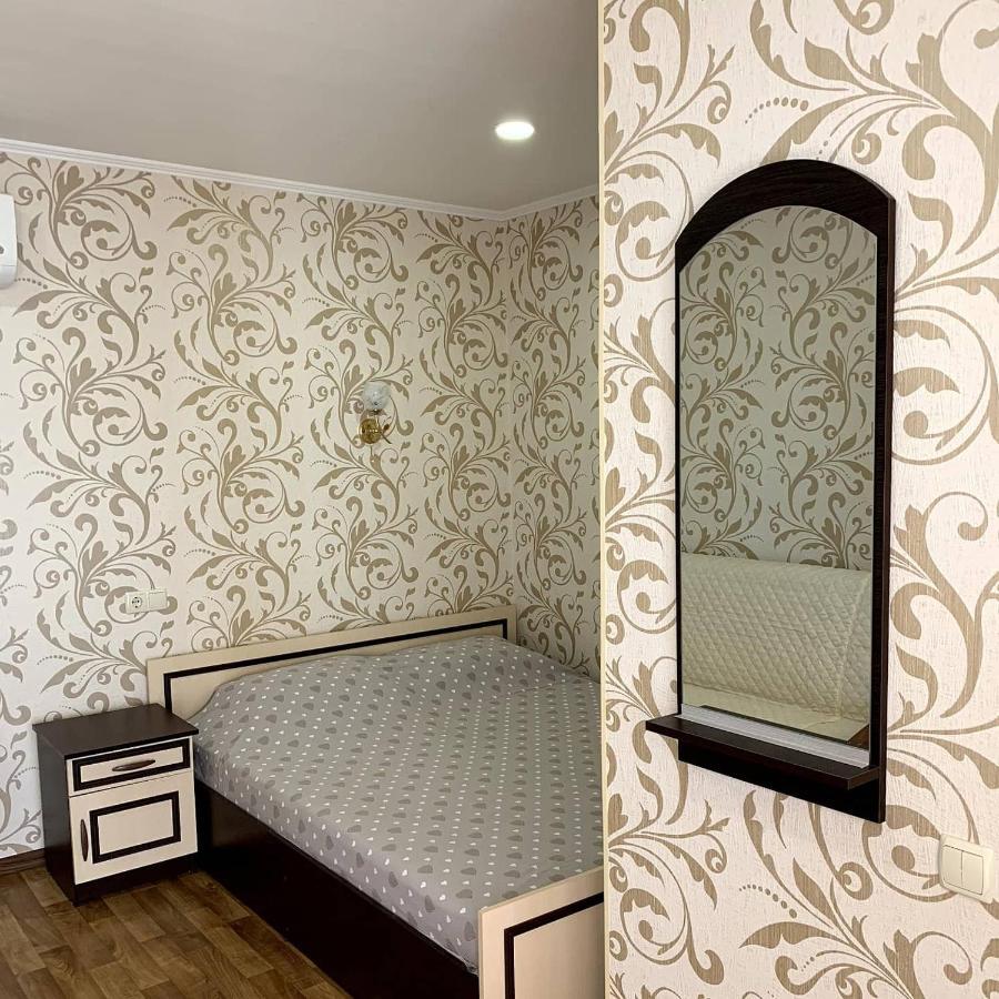 Guest House Santin Chornomorsk Buitenkant foto