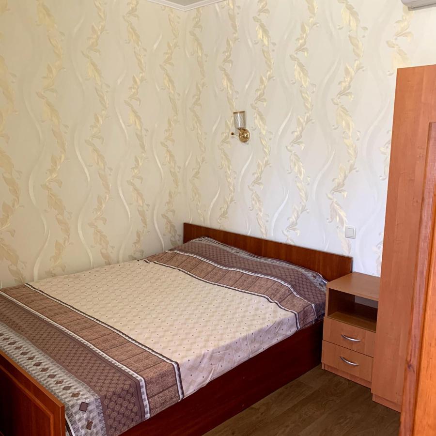 Guest House Santin Chornomorsk Buitenkant foto