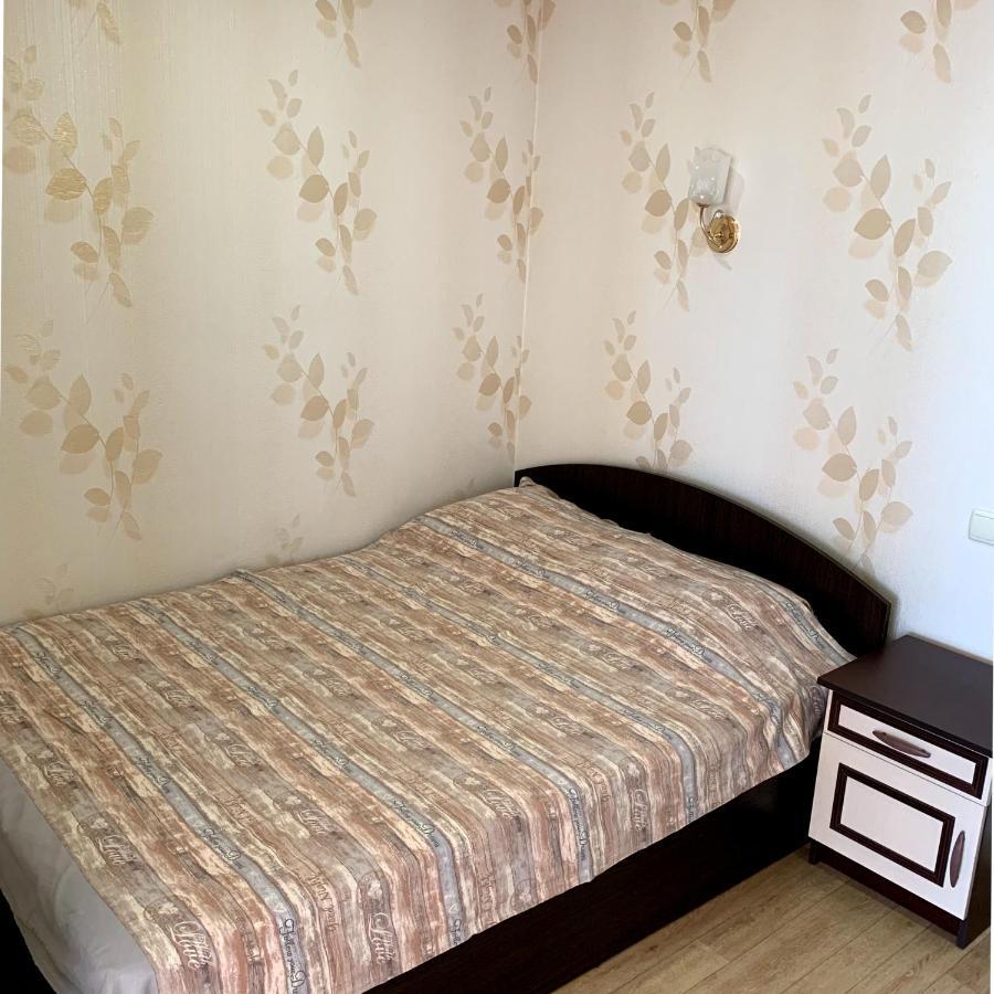 Guest House Santin Chornomorsk Buitenkant foto