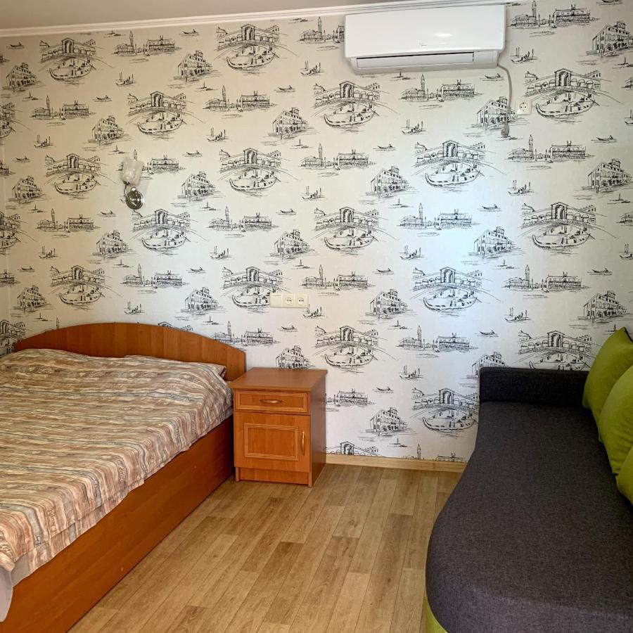 Guest House Santin Chornomorsk Buitenkant foto