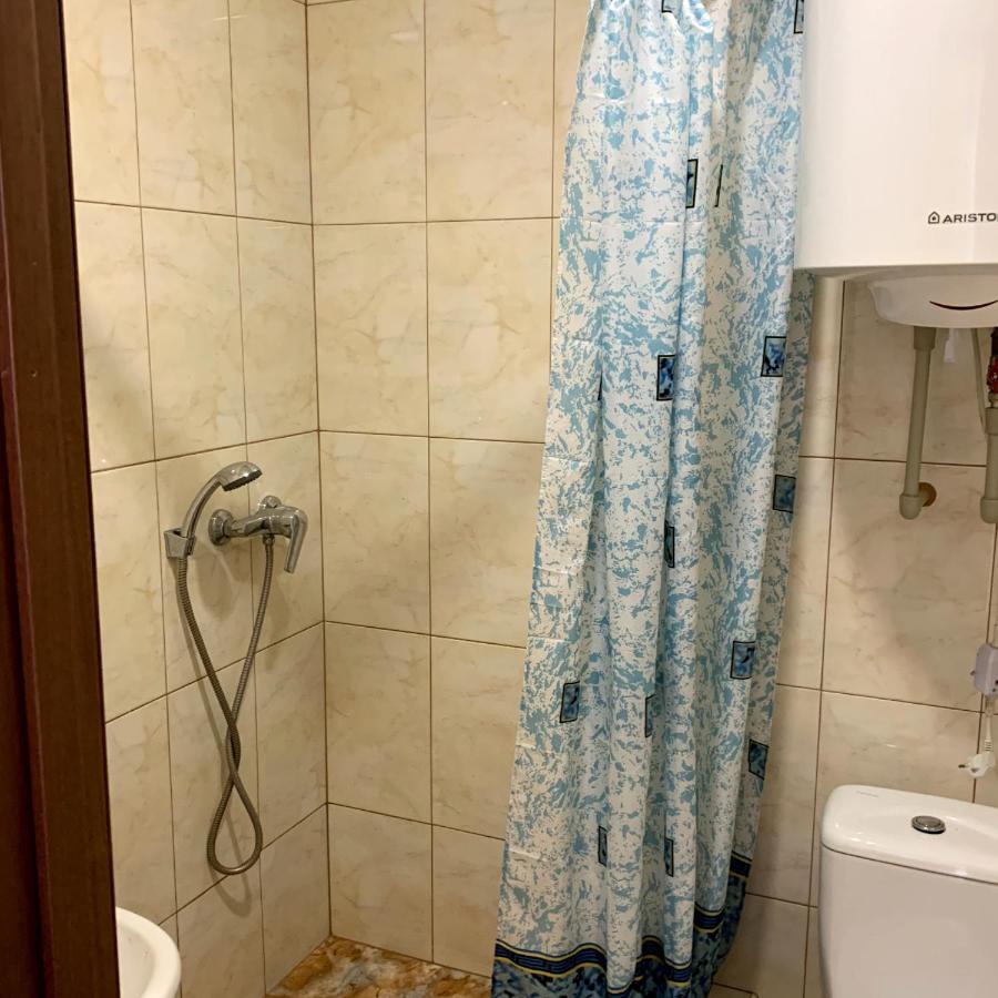 Guest House Santin Chornomorsk Buitenkant foto