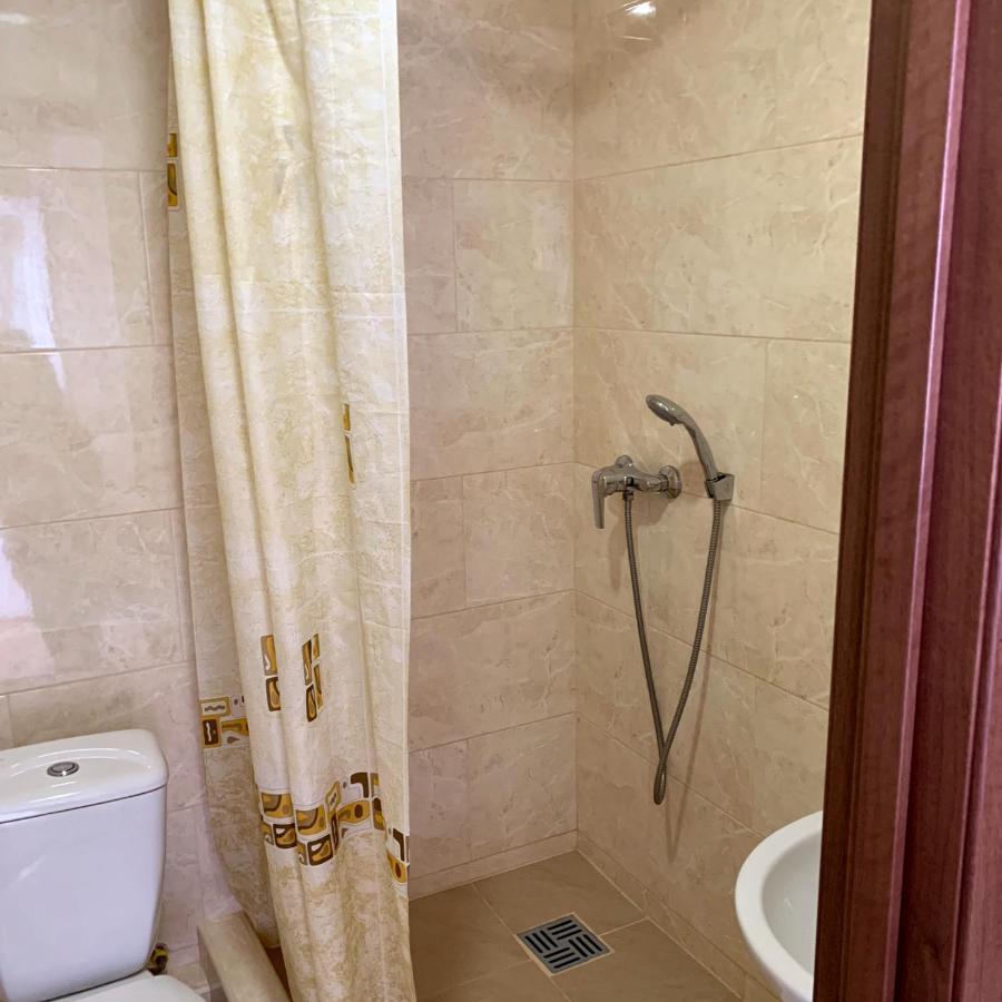 Guest House Santin Chornomorsk Buitenkant foto