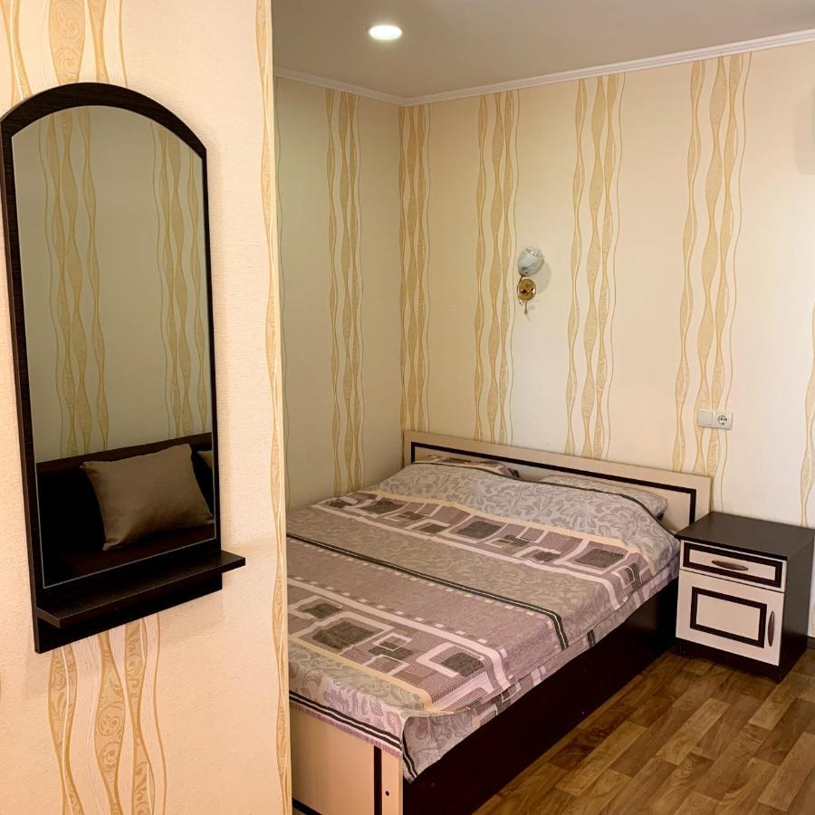Guest House Santin Chornomorsk Buitenkant foto