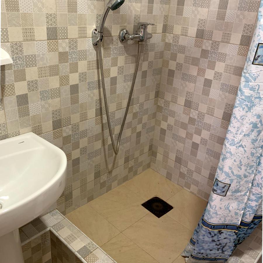 Guest House Santin Chornomorsk Buitenkant foto