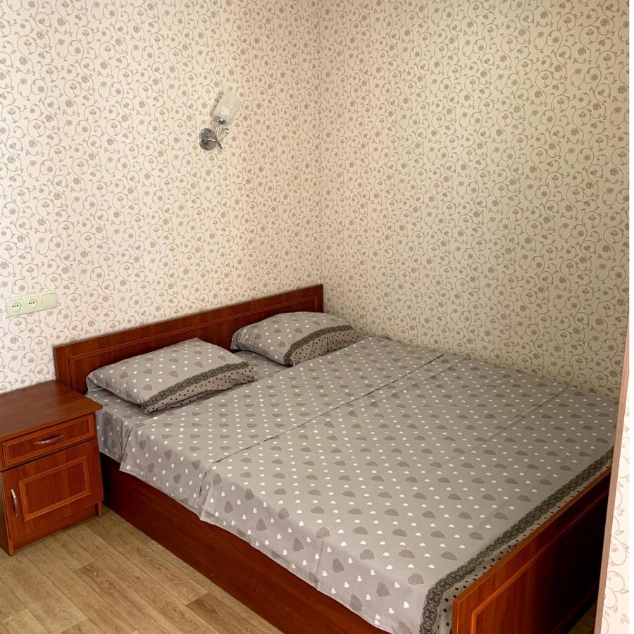 Guest House Santin Chornomorsk Buitenkant foto